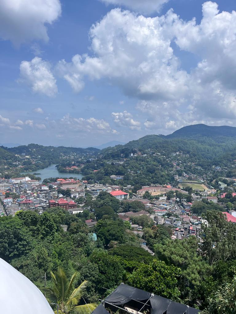 DÍAS 5/6 - KANDY