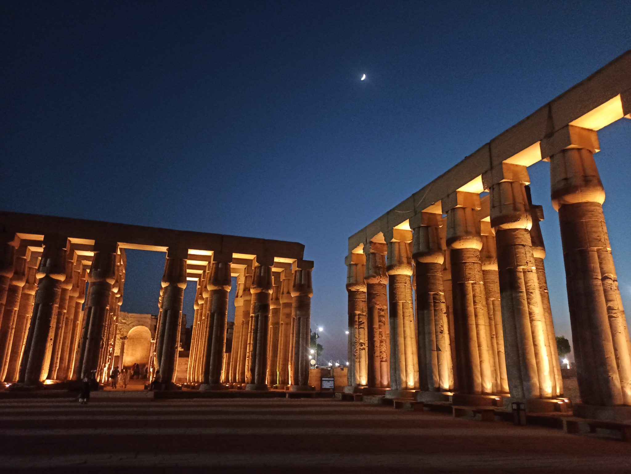 DÍAS 1/2 - LUXOR